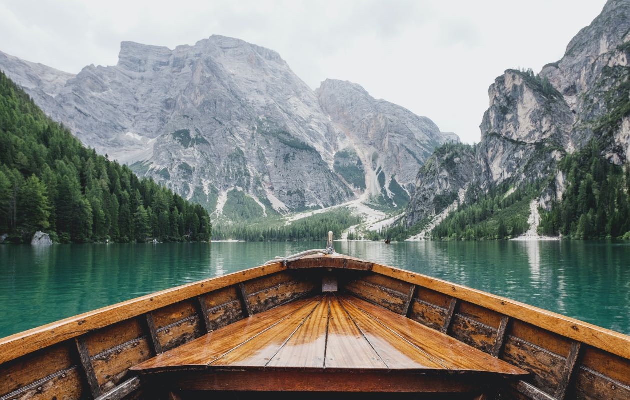 Unveiling Europe: Top 10 Destinations with Iconic Landmarks and Hidden Gems