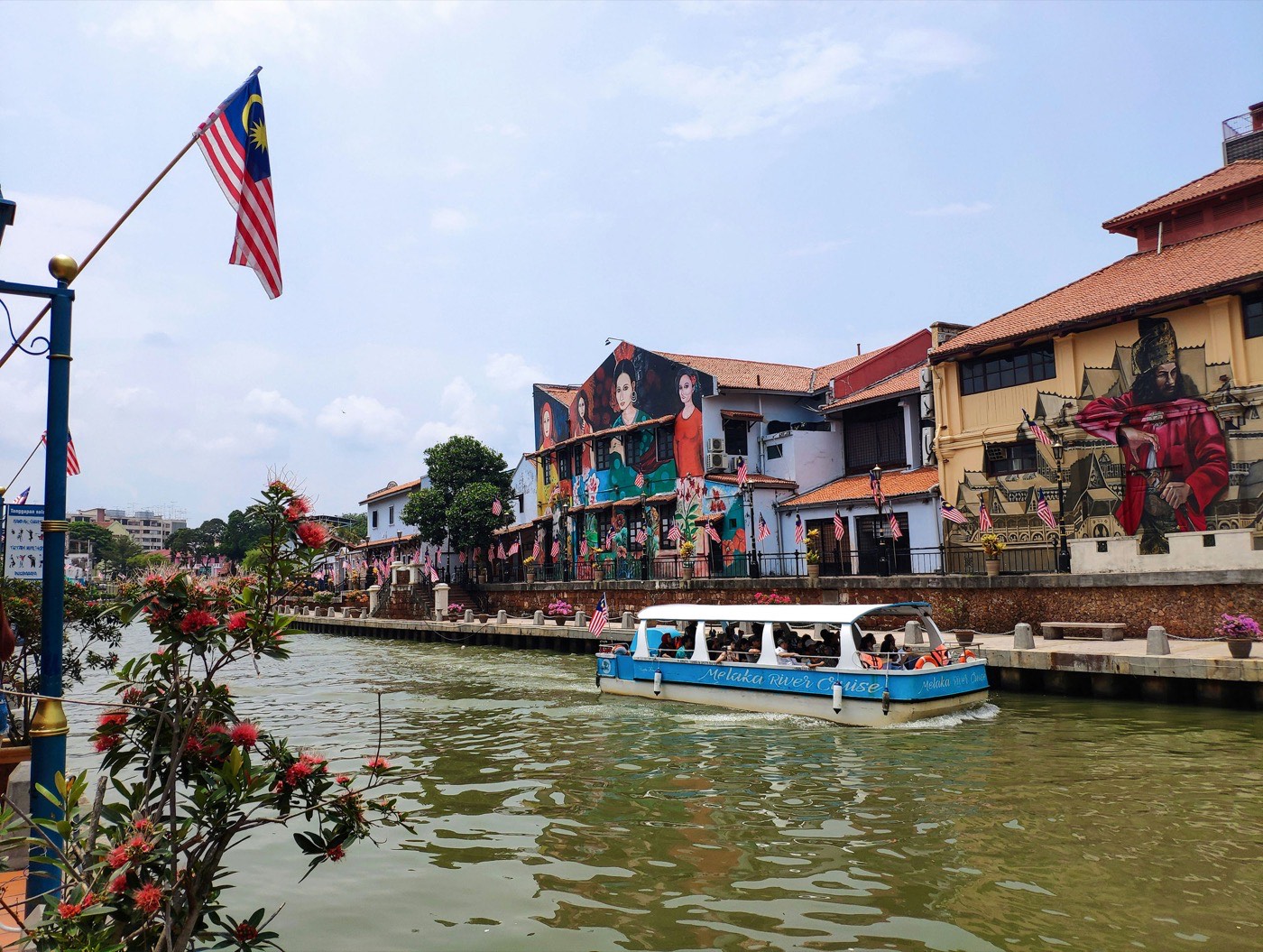 Boat Street With Painted Buildings
